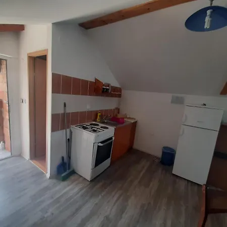 45m2